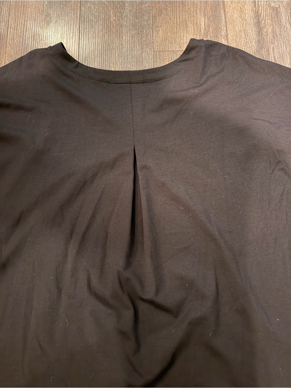 J. Jill Black V-Neck Short Sleeve Tee - Boxy Fit - Picture 3 of 3